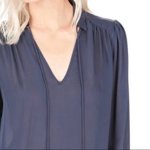 NWT Maternity-Friendly Parker Blue Silk Top - Picture 3 of 5